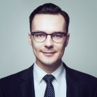 dr Bartosz Sierakowski