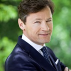 adw. Maciej Ślusarek