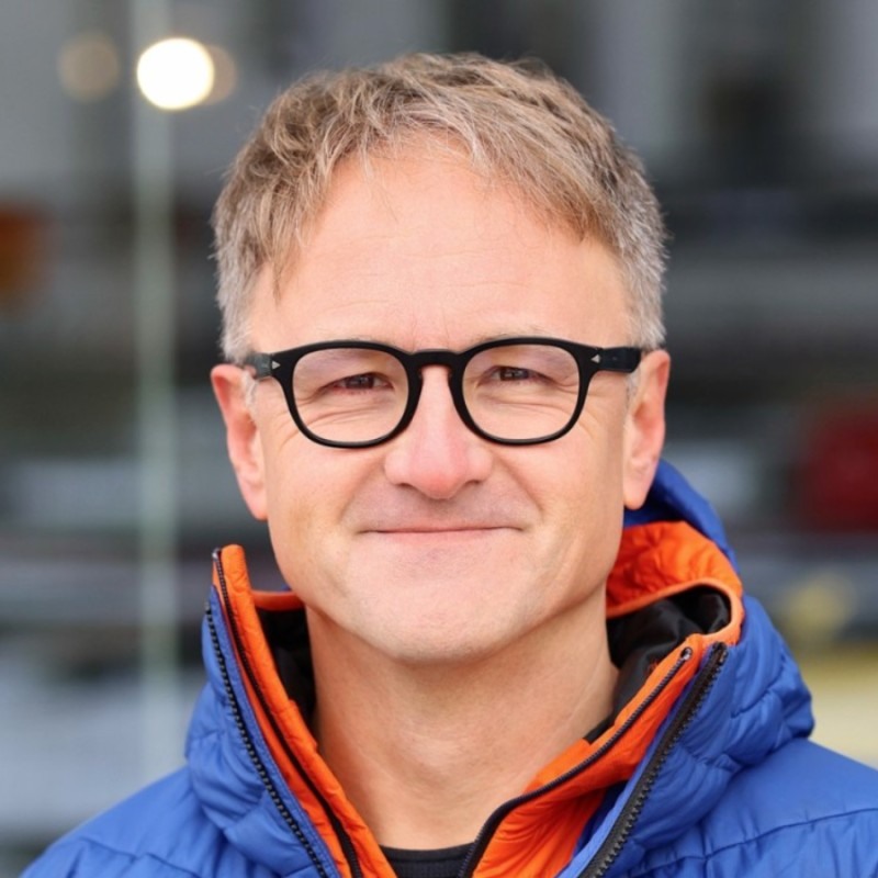 Moderator: Artur Kurasiński